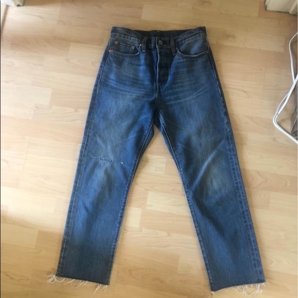 Aritzia Levi’s wedgie jeans brand new no tags